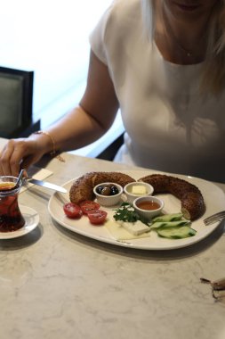 zengin ve leziz Türk Kahvaltı