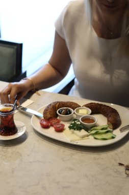 zengin ve leziz Türk Kahvaltı