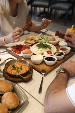 zengin ve leziz Türk Kahvaltı