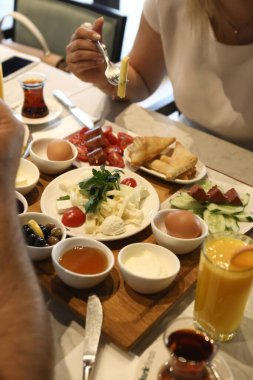 zengin ve leziz Türk Kahvaltı