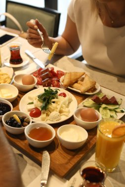 zengin ve leziz Türk Kahvaltı