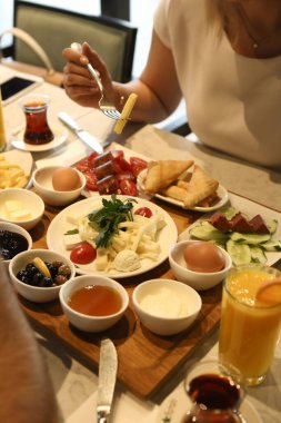 zengin ve leziz Türk Kahvaltı