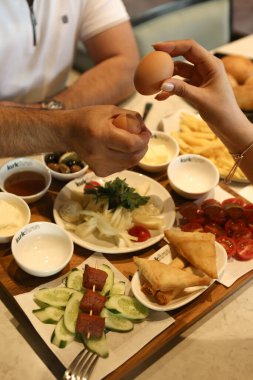 zengin ve leziz Türk Kahvaltı