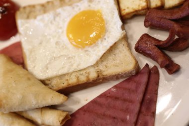 zengin ve leziz Türk Kahvaltı