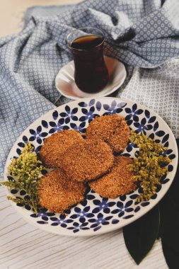 Koyu çikolata parçaları ile tanımlama