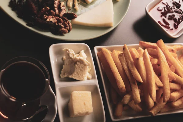 zengin ve leziz Türk Kahvaltı