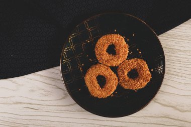 Koyu çikolata parçaları ile tanımlama