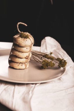 Koyu çikolata parçaları ile tanımlama