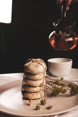 Koyu çikolata parçaları ile tanımlama