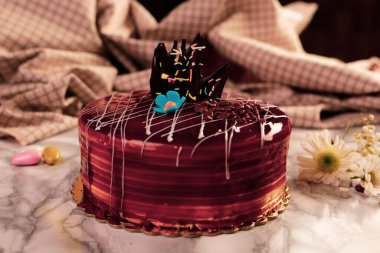 Masada lezzetli bir pasta var.