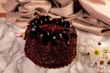 Masada lezzetli bir pasta var.