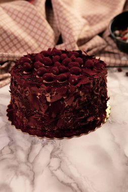 Masada lezzetli bir pasta var.