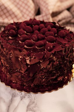 Masada lezzetli bir pasta var.