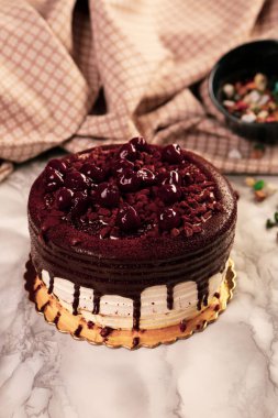 Masada lezzetli bir pasta var.