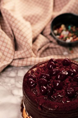 Masada lezzetli bir pasta var.