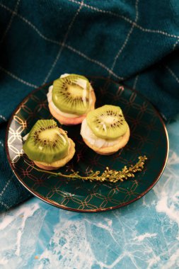 Masada lezzetli bir pasta var.