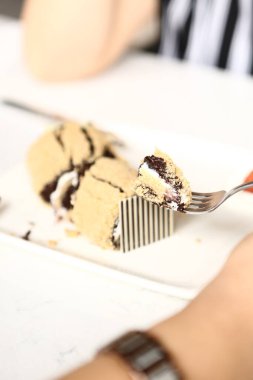 Masada lezzetli bir pasta var.