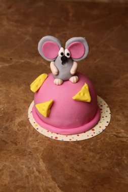 Masada lezzetli bir pasta var.