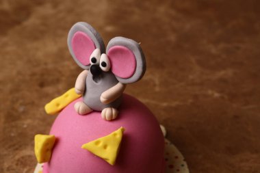 Masada lezzetli bir pasta var.