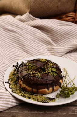 Masada lezzetli bir pasta var.