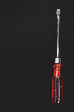 Plastik saplı tornavida.