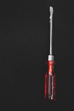 Plastik saplı tornavida.