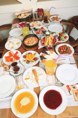 zengin ve leziz Türk Kahvaltı