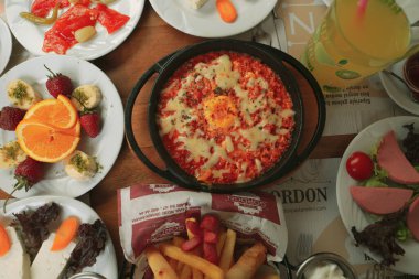 zengin ve leziz Türk Kahvaltı