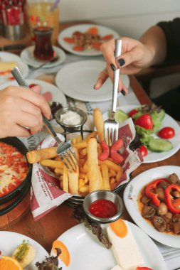 zengin ve leziz Türk Kahvaltı