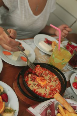 zengin ve leziz Türk Kahvaltı