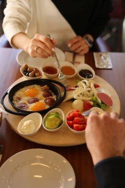 zengin ve leziz Türk Kahvaltı