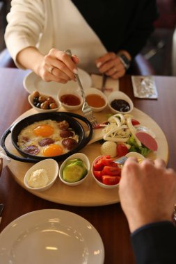 zengin ve leziz Türk Kahvaltı