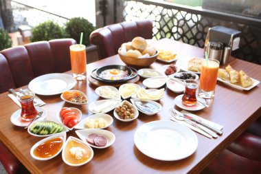 zengin ve leziz Türk Kahvaltı