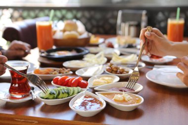 zengin ve leziz Türk Kahvaltı