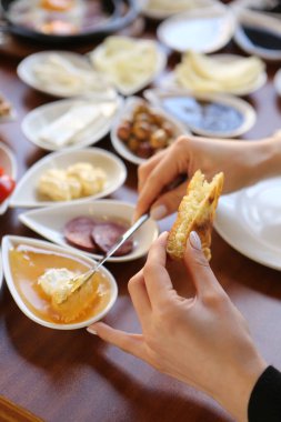 zengin ve leziz Türk Kahvaltı