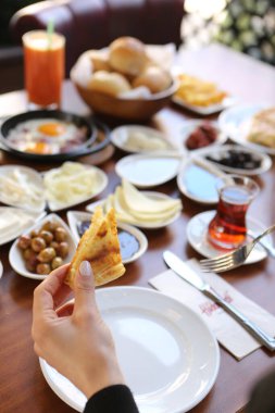 zengin ve leziz Türk Kahvaltı