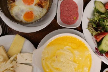 zengin ve leziz Türk Kahvaltı