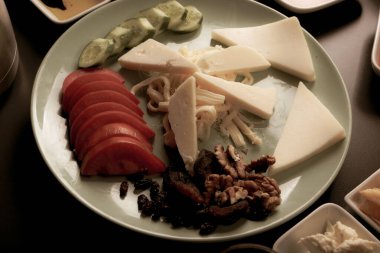 zengin ve leziz Türk Kahvaltı