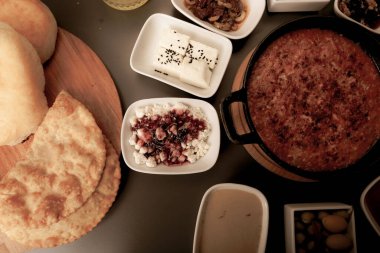 zengin ve leziz Türk Kahvaltı