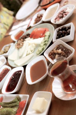 zengin ve leziz Türk Kahvaltı