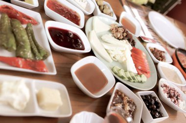 zengin ve leziz Türk Kahvaltı