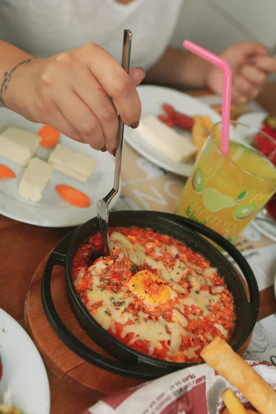 zengin ve leziz Türk Kahvaltı