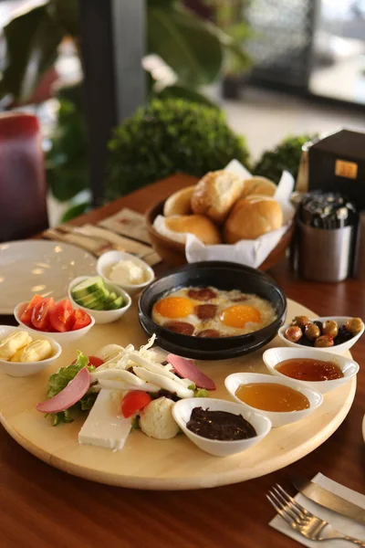 Rich Delicious Turkish Breakfast — Stock Photo, Image