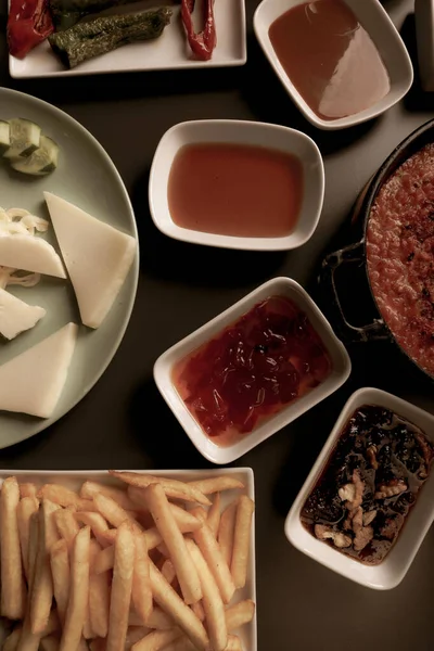 zengin ve leziz Türk Kahvaltı