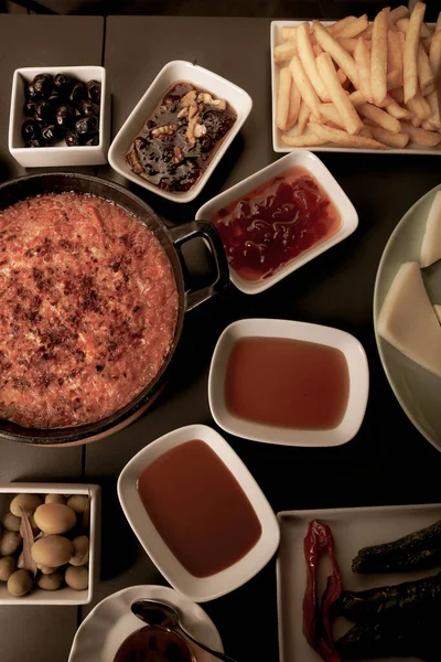 zengin ve leziz Türk Kahvaltı