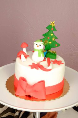 Masada lezzetli bir pasta var.