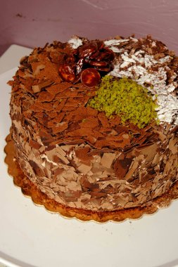 Masada lezzetli bir pasta var.