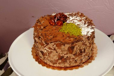 Masada lezzetli bir pasta var.