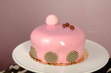 Masada lezzetli bir pasta var.