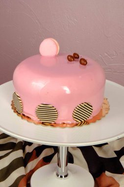 Masada lezzetli bir pasta var.